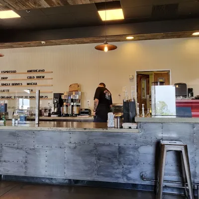 Canvas Coffee, business photo 1